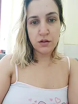 Snapshot of Bia_sexynovaes chatting on October 25, 2025, 1:56 pm Bia sexynovaes online show from October 25, 2025, 1:56 pm