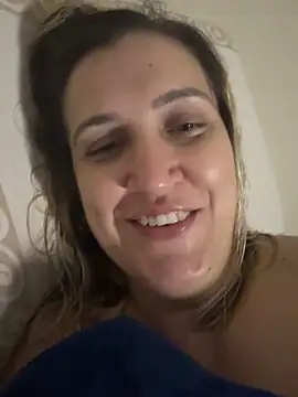 Snapshot of Bia_sexynovaes chatting on November 8, 2025, 2:15 am Bia sexynovaes online show from November 8, 2025, 2:15 am