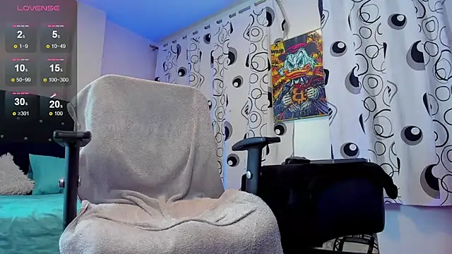 Giomar Reyes online show from September 19, 2025, 4:27 am