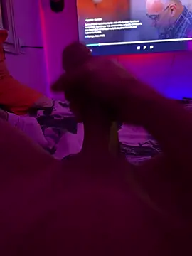 Snapshot of StarlessViewer chatting on December 15, 2025, 12:05 am StarlessViewer online show from December 15, 2025, 12:05 am