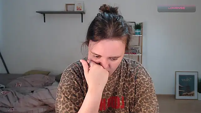 Lella Ryann  online show from August 9, 2026, 11:49 am