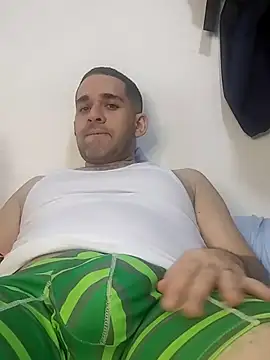 CRISTHIAN GREY01 online show from March 15, 2025, 5:41 am