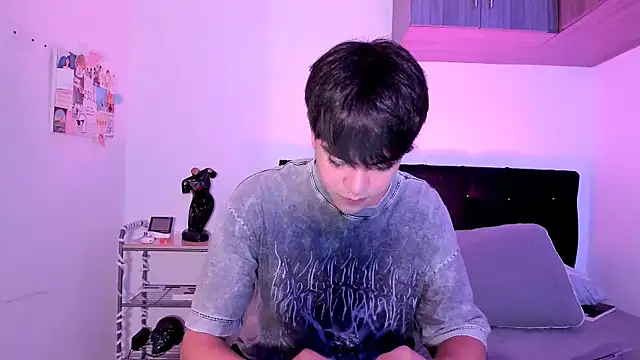 JaycoThomas online show from November 27, 2025, 2:12 am