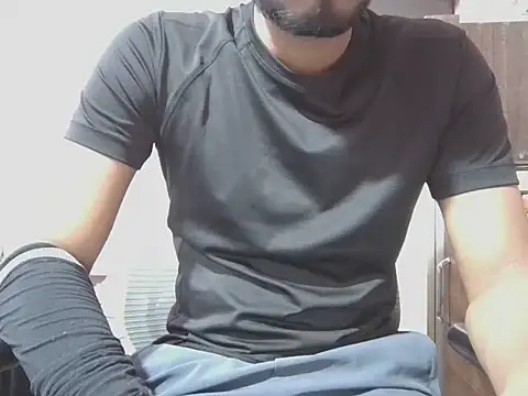 Snapshot of KissesBoyAD chatting on October 26, 2025, 6:41 pm KissesBoyAD online show from October 26, 2025, 6:41 pm