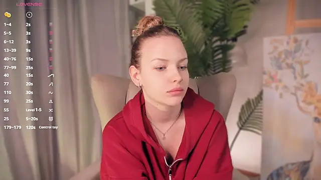 ElizavecaSunrise online show from June 18, 2026, 9:14 am
