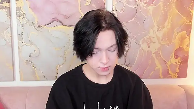 Snapshot of fiamoory chatting on October 12, 2025, 1:29 am fiamoory online show from October 12, 2025, 1:29 am