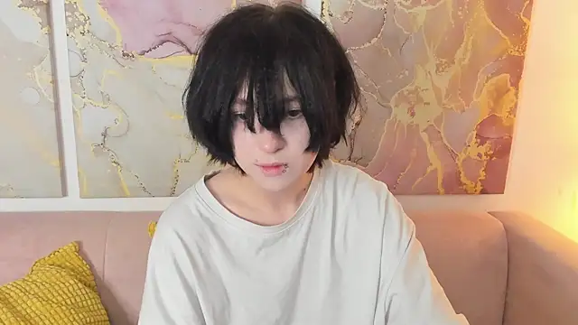 fiamoory online show from March 13, 2026, 8:08 am