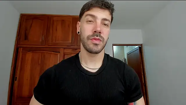 Guyinthemountain online show from July 2, 2026, 5:41 pm