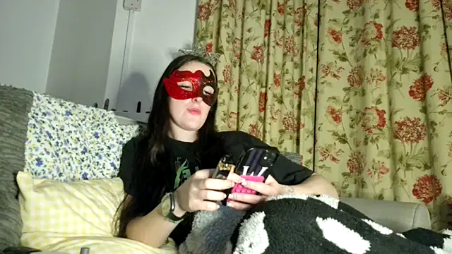 LexiSnowUK online show from December 15, 2025, 9:31 pm