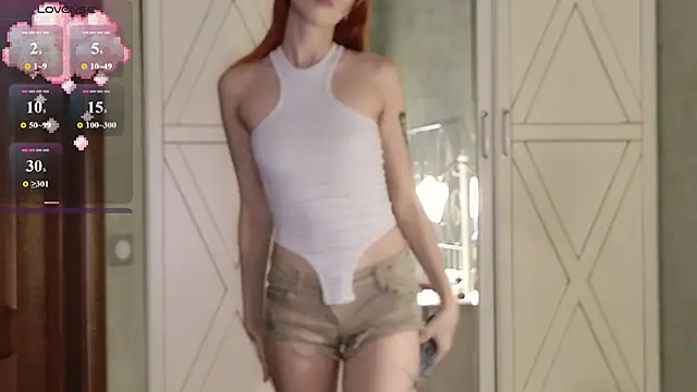 Snapshot of hard_candyy chatting on June 19, 2026, 5:30 pm hard candyy online show from June 19, 2026, 5:30 pm