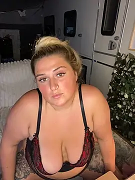 mimiprincessxoox online show from September 27, 2025, 6:47 pm