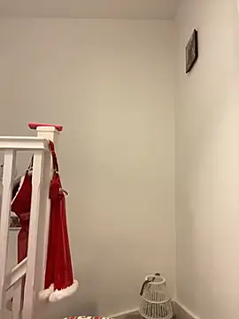 mimiprincessxoox online show from October 20, 2025, 4:40 pm