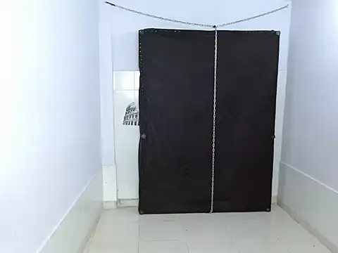 latino hotxxx online show from December 1, 2024, 9:31 pm