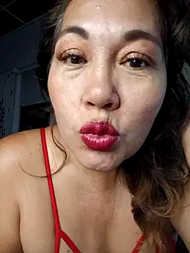 Snapshot of anniecoopeer chatting on October 16, 2025, 10:45 am anniecoopeer online show from October 16, 2025, 10:45 am