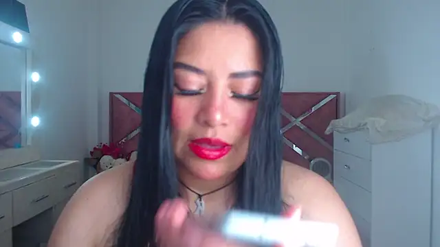 Snapshot of moan_sex2 chatting on November 5, 2025, 9:51 pm moan sex2 online show from November 5, 2025, 9:51 pm