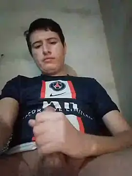 Snapshot of Zakariahorney1 chatting on April 18, 2026, 2:25 am Zakariahorney1 online show from April 18, 2026, 2:25 am
