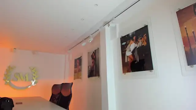 Snapshot of NairobiLee chatting on November 6, 2025, 9:57 am NairobiLee online show from November 6, 2025, 9:57 am