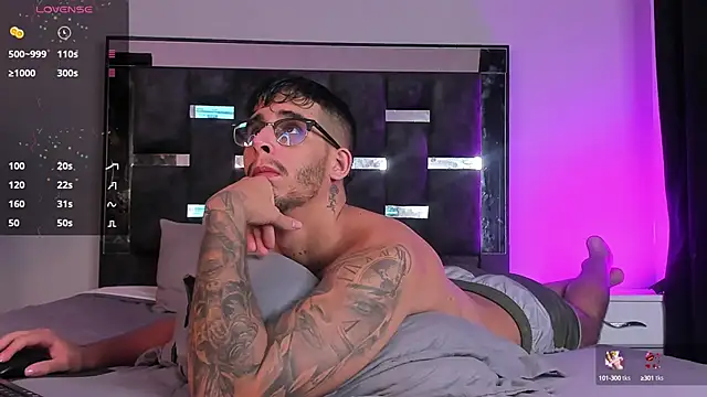 Snapshot of iamcamiloo_ chatting on February 27, 2025, 4:02 am iamcamiloo online show from February 27, 2025, 4:02 am