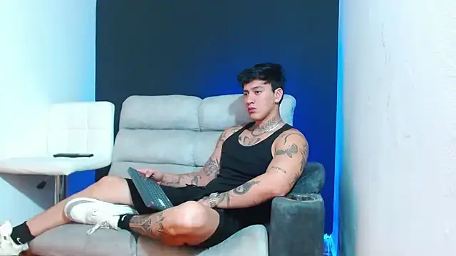 JUSTIN FULLER1 online show from March 20, 2026, 5:47 pm