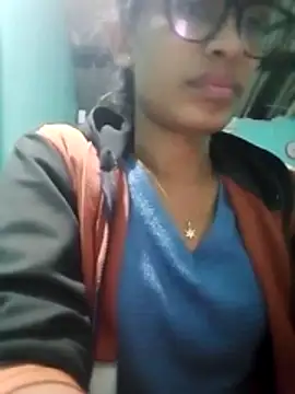 anusexygirl1 online show from March 5, 2026, 1:40 pm