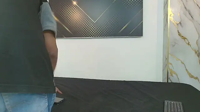 JordanAndAndrew online show from November 3, 2025, 9:07 pm