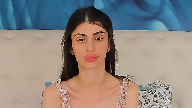 SkinnyDolly online show from June 15, 2026, 3:07 am
