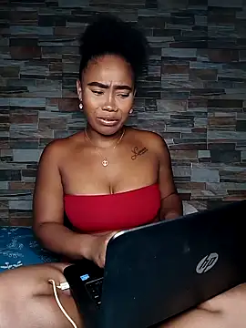 Snapshot of Abril_Storm chatting on November 2, 2025, 11:21 pm Abril Storm online show from November 2, 2025, 11:21 pm