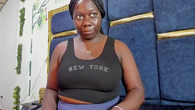 skaysanchez1 online show from November 13, 2025, 8:02 pm