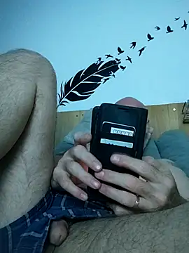 Snapshot of bogland33 chatting on June 22, 2026, 7:11 pm bogland33 online show from June 22, 2026, 7:11 pm