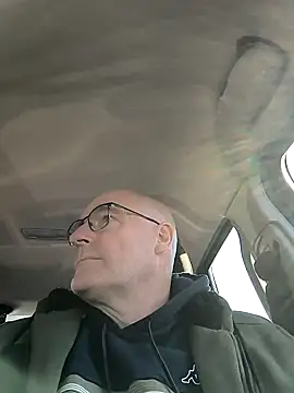 bogland33 online show from March 17, 2025, 9:44 am