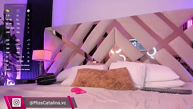 Snapshot of miss_catalinaa chatting on June 1, 2026, 12:49 pm miss catalinaa online show from June 1, 2026, 12:49 pm