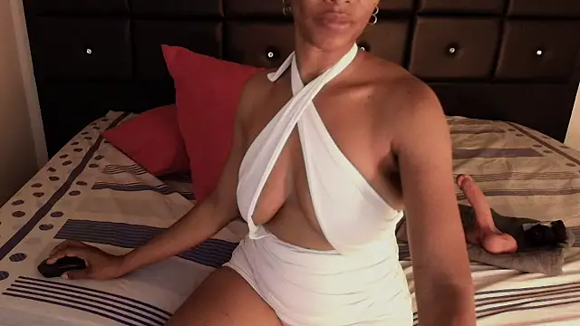 SashaBrianna99 online show from November 11, 2025, 2:06 am