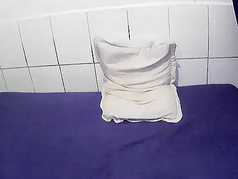 pierdona online show from February 9, 2026, 7:23 pm