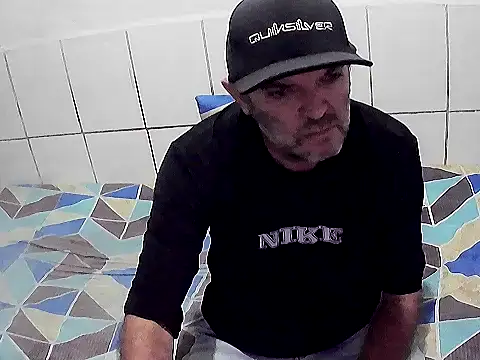 Snapshot of pierdona chatting on November 4, 2025, 7:50 pm pierdona online show from November 4, 2025, 7:50 pm