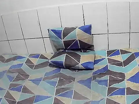 Snapshot of pierdona chatting on November 3, 2025, 7:06 pm pierdona online show from November 3, 2025, 7:06 pm