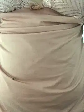 Snapshot of ahross chatting on October 11, 2025, 10:38 am ahross online show from October 11, 2025, 10:38 am