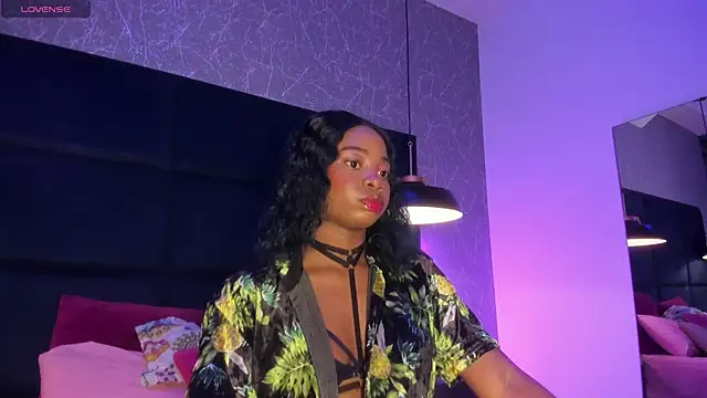 johannaMiller1 online show from March 4, 2025, 4:06 am