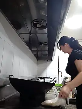 Snapshot of carolina_linarez69 chatting on November 18, 2025, 9:07 pm carolina linarez69 online show from November 18, 2025, 9:07 pm