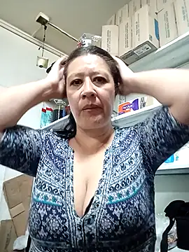 carolina linarez69 online show from April 30, 2026, 6:48 pm