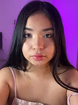 Snapshot of AuroraFiore chatting on July 15, 2026, 1:34 am AuroraFiore online show from July 15, 2026, 1:34 am