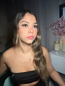 tuckersabrina online show from February 5, 2026, 1:29 pm