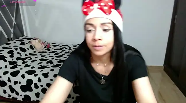 Amber Lovely online show from December 18, 2024, 1:05 am
