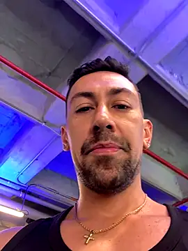 dantedesirexx online show from November 23, 2025, 6:07 pm