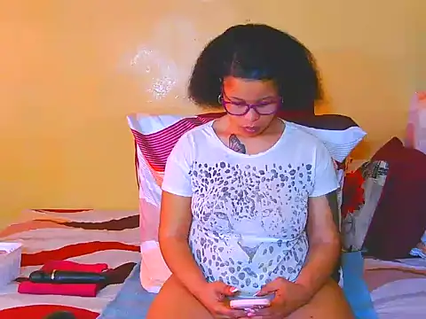 Snapshot of Down_to_earth_girl chatting on July 26, 2026, 11:50 am Down to earth girl online show from July 26, 2026, 11:50 am