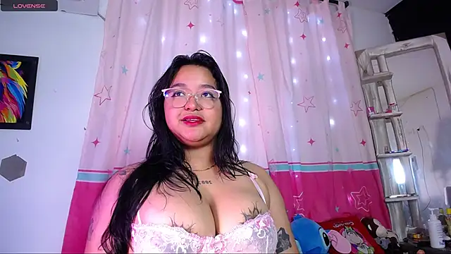 Snapshot of alaia_03 chatting on March 29, 2026, 3:46 pm alaia 03 online show from March 29, 2026, 3:46 pm