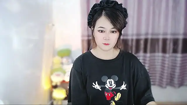 Snapshot of Fan_ting chatting on July 4, 2026, 2:21 pm Fan ting online show from July 4, 2026, 2:21 pm