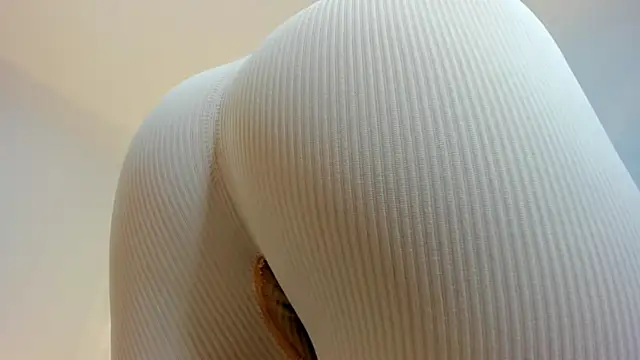 evelin leroy online show from January 8, 2026, 12:00 pm