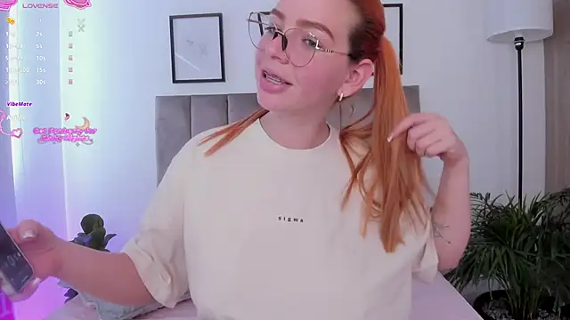 Niicoleta online show from November 23, 2025, 8:52 pm