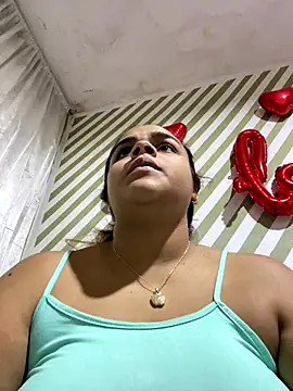 Snapshot of Evabigass chatting on December 19, 2025, 6:10 pm Evabigass online show from December 19, 2025, 6:10 pm