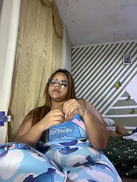 Snapshot of Evabigass chatting on July 29, 2026, 2:44 am Evabigass online show from July 29, 2026, 2:44 am